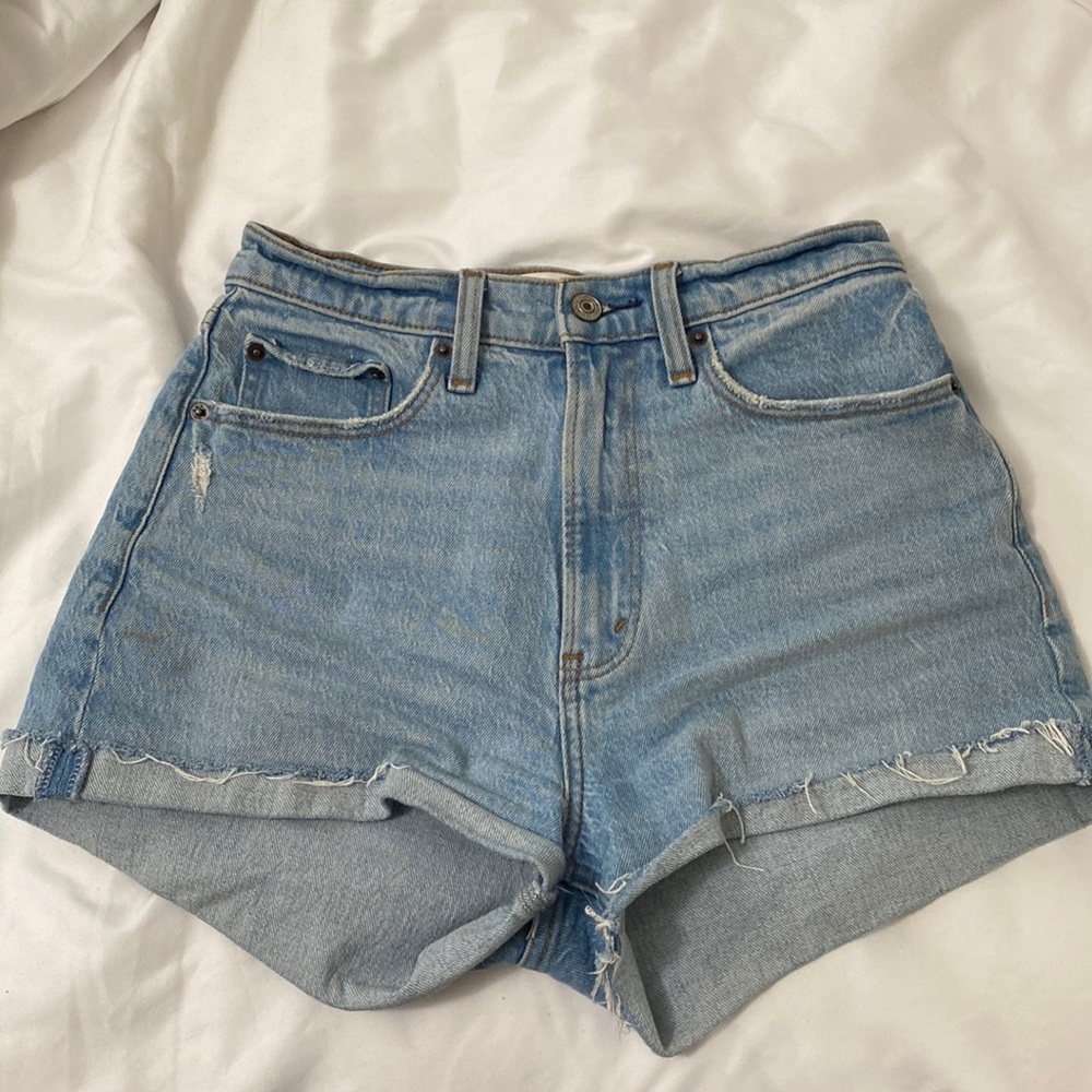 Abercrombie & Fitch Mom Shorts